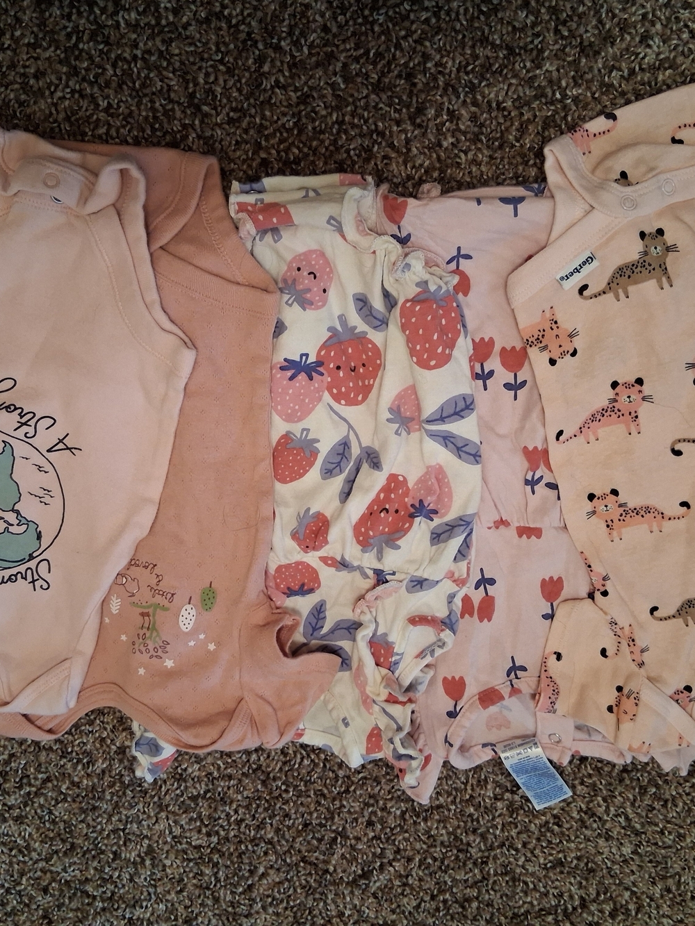 Baby Body Suits Varrying Brands